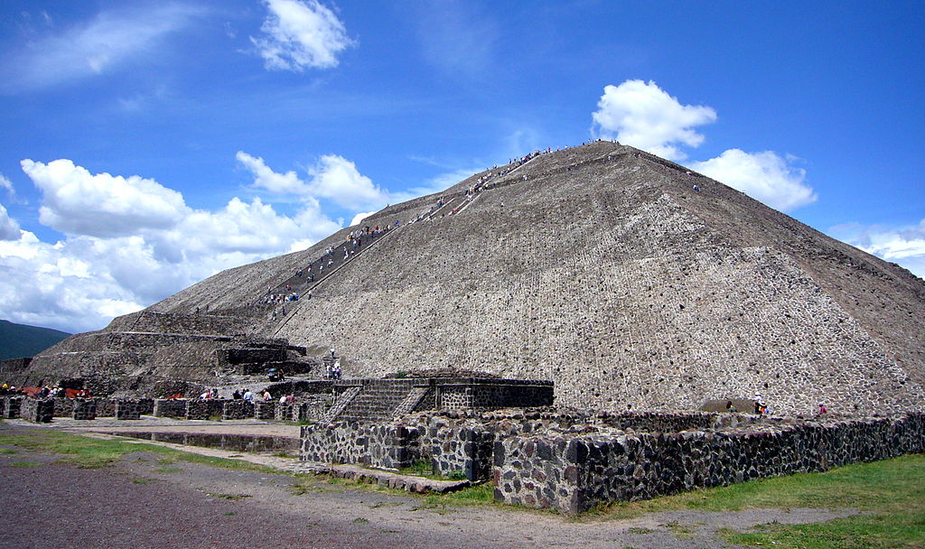 Piramide_del_Sol