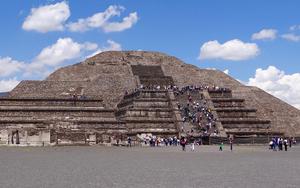 Thumbnail for Discover Mexico City On a Panoramic Bus