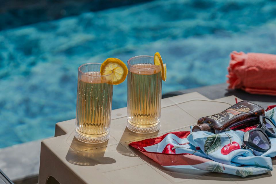 Drinks by the pool